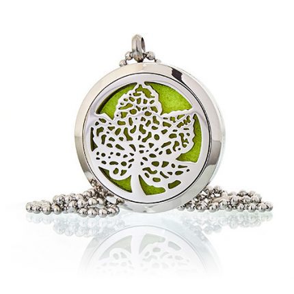 Leaf Aromatherapy Diffuser Necklace: Carry Your Scents with Style