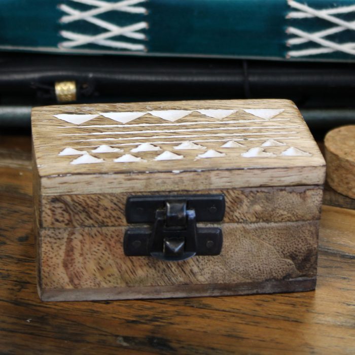 White Washed Wooden Box - Pill Box Aztec Design / White Washed Wooden Box Pill Box Aztec Design 2 1